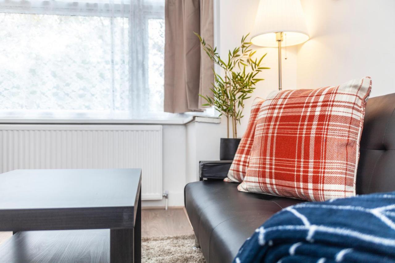 Autonomous 2 Bdr Apartment With Garden And Parking Enfield Exteriér fotografie