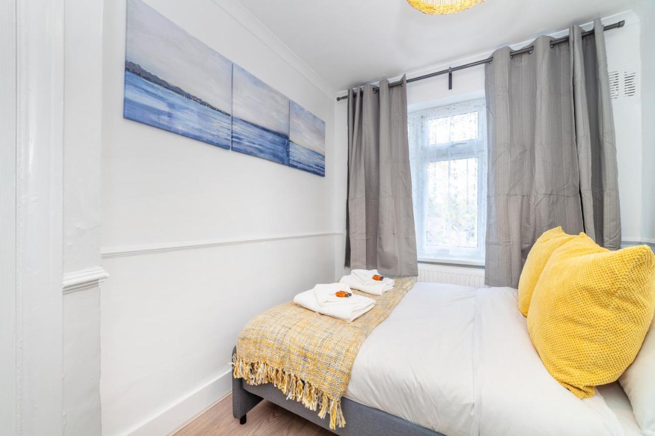 Autonomous 2 Bdr Apartment With Garden And Parking Enfield Exteriér fotografie